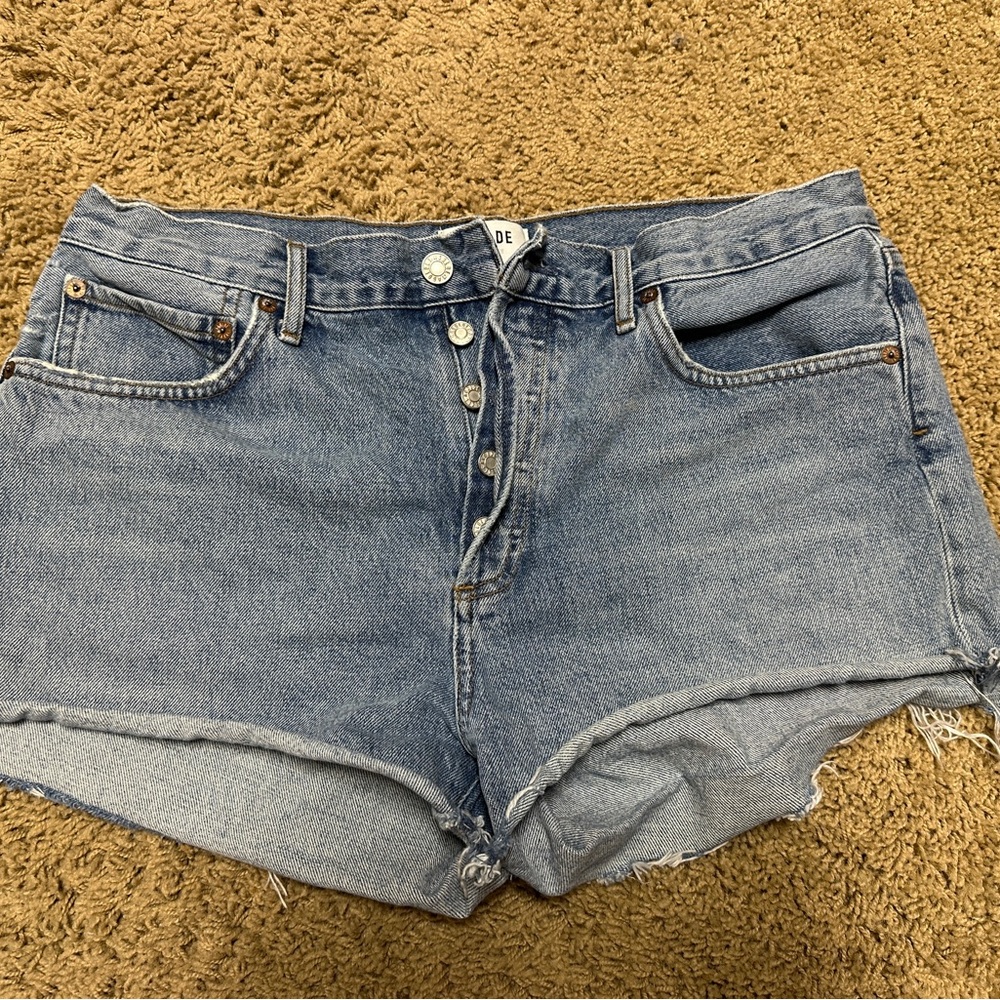 Agolde Vintage Button-Front Cutoff Shorts in Riptide